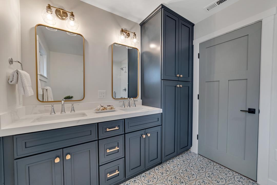 bathroom renovation contractor serving greater Nashville Middle Tennessee